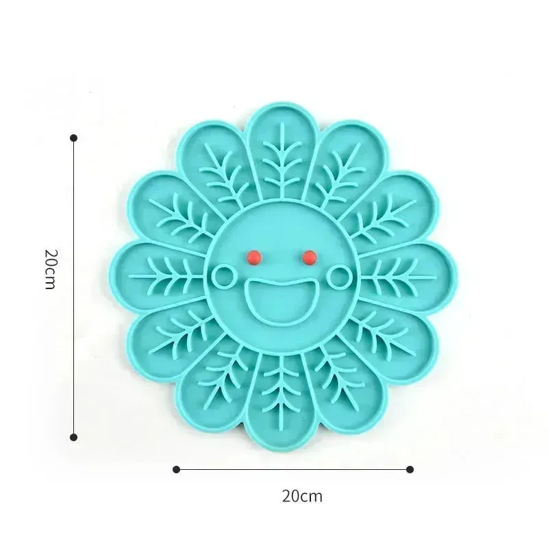 Fish Shape Silicone Lick Mat - Slow Feeding Food Bowl for Pets
