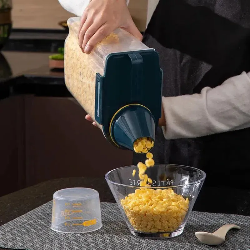 Pet Food Storage Tank with Measuring Cup